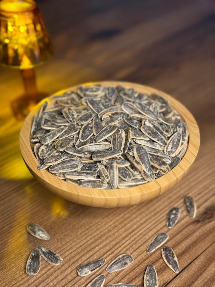 Tuzlu Siyah Çekirdek
