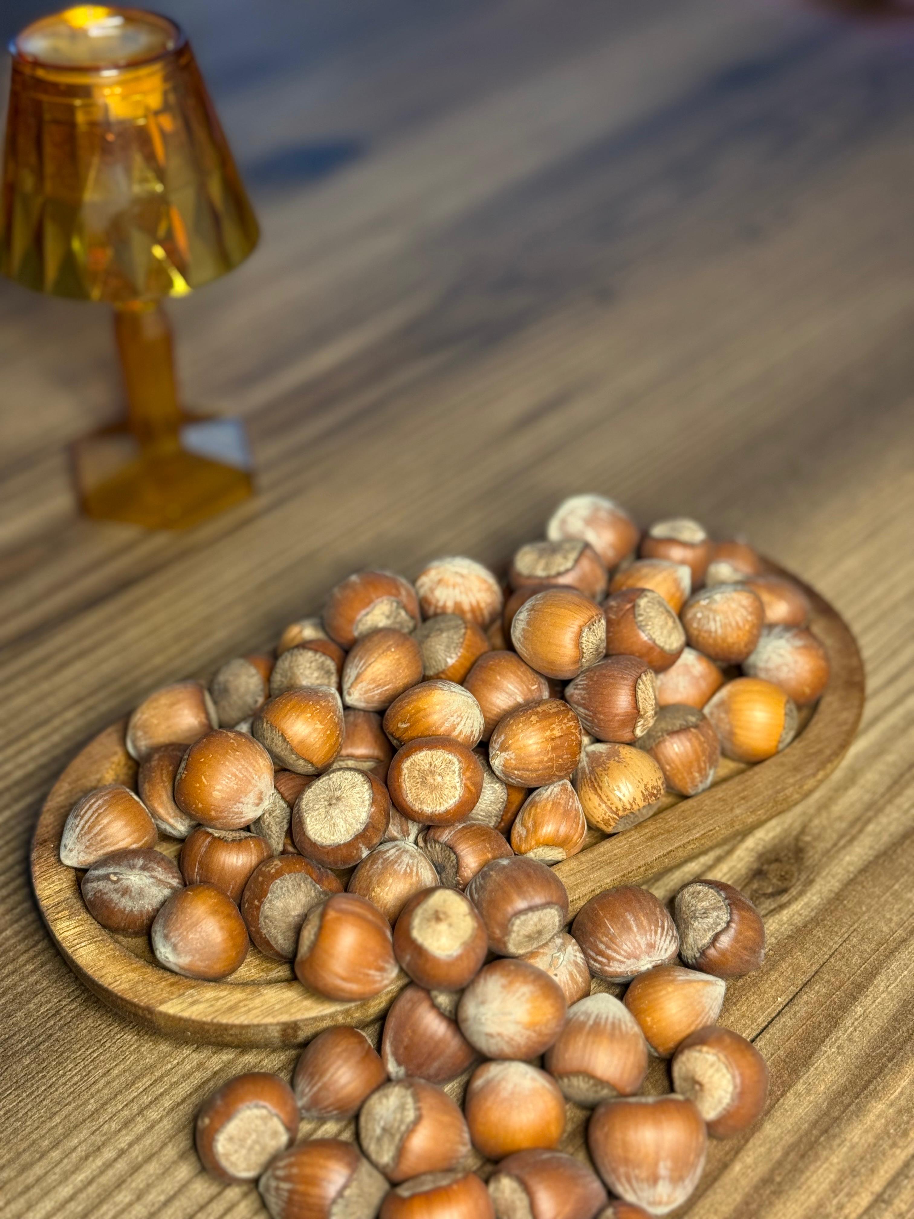 Kabuklu Fındık