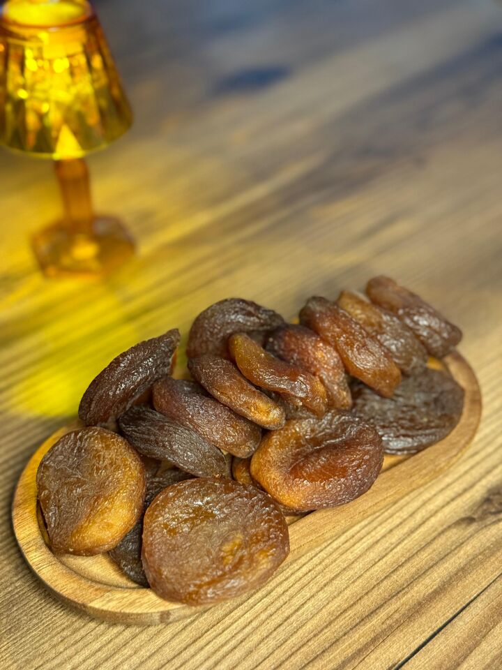 Gün Kurusu Siyah Kayısı